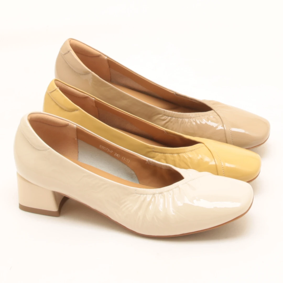 7044夏季新款时尚真皮粗跟软底软面百搭舒适方头玛丽珍鞋女单鞋