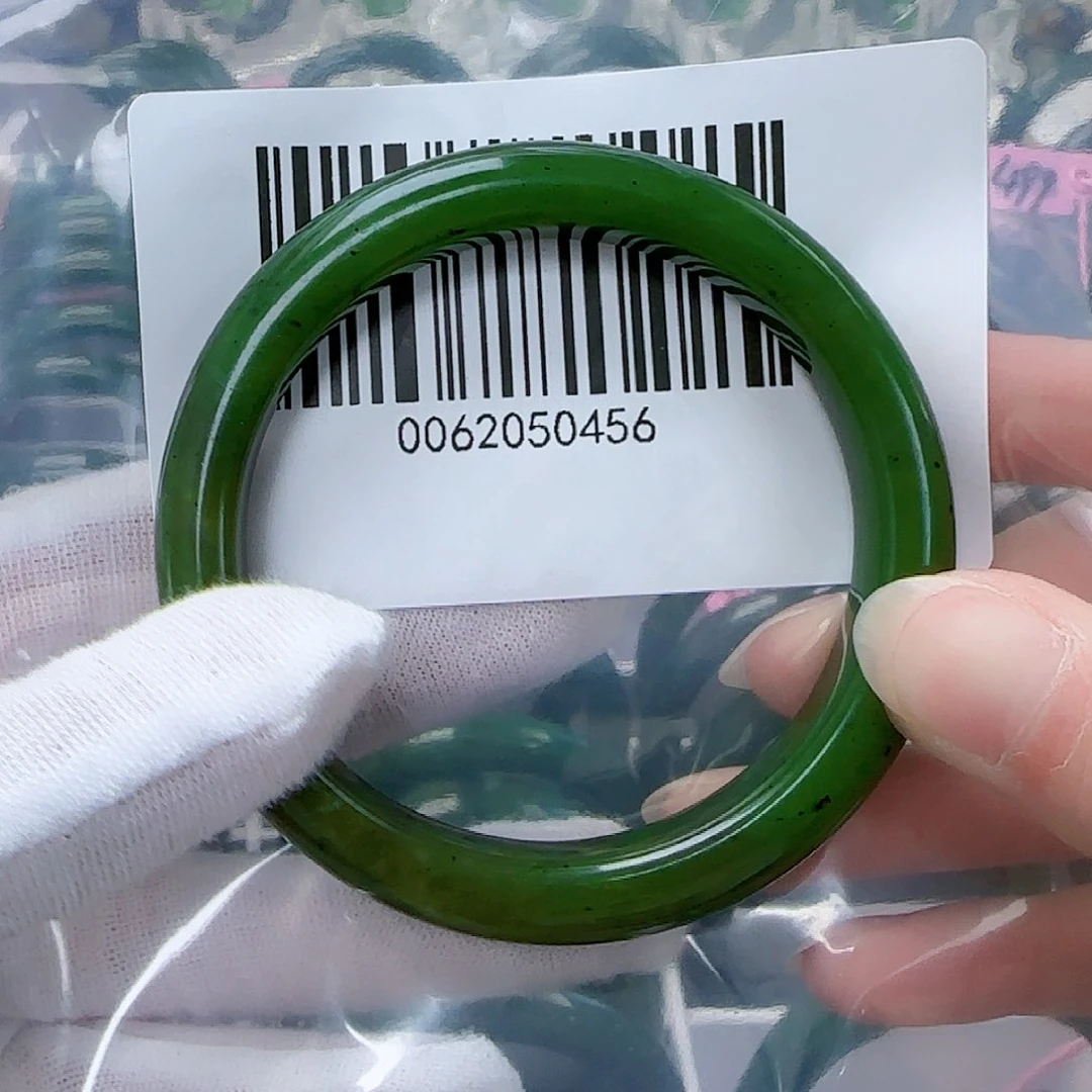 和田玉（碧玉）手镯未镶嵌5657