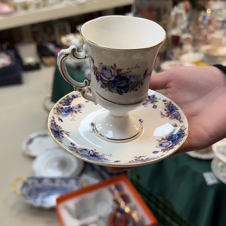 鹿与海陶瓷有限公司