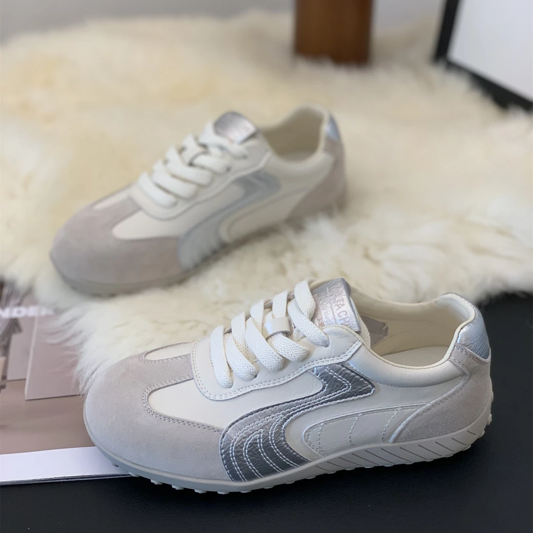 超火显脚小休闲德训鞋女2025年秋季新款百搭平底爆款拼色复古板鞋