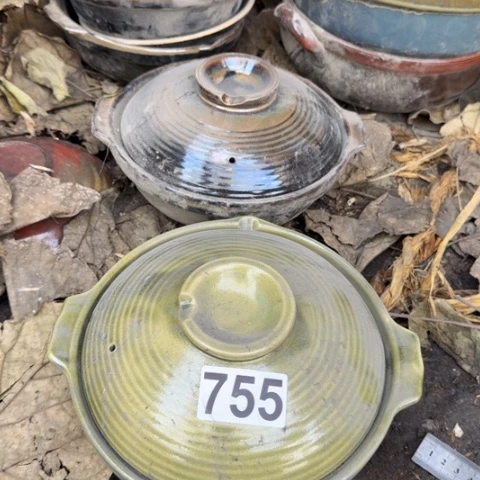 泥塑砂锅两只全品陶瓷