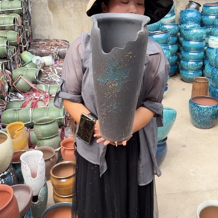 口20高45瑕疵一个盆子。