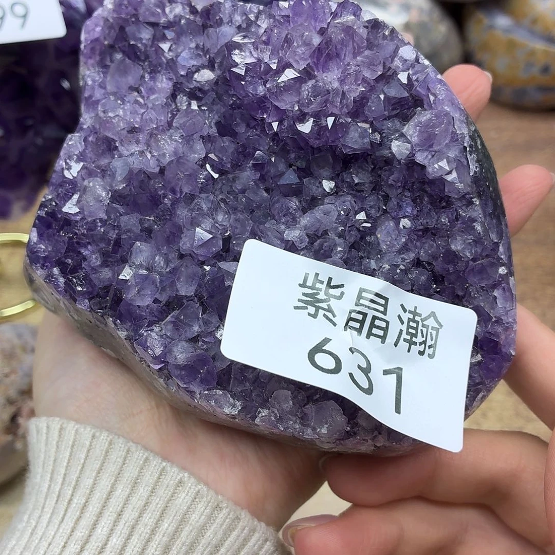 水晶未镶嵌大型摆件（非配饰）