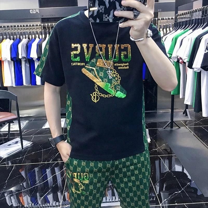 时尚潮流夏季时尚短袖短裤套装潮男2025新款休闲男款爆款2025新款