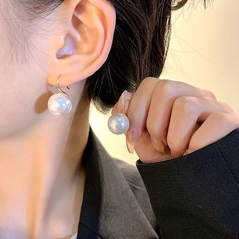 925银耳饰 【高跟鞋】经典设计感耳钩 百搭精致 极光轻奢耳环