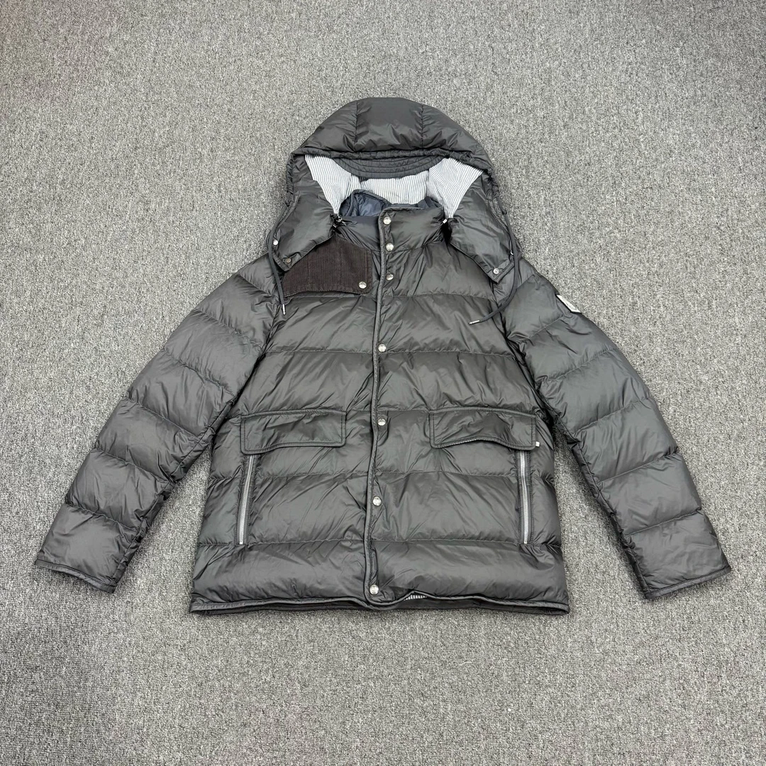 99新 MONCLER 16401546 Moncler蒙口 灰色羽绒服拉链外套 3码99新
