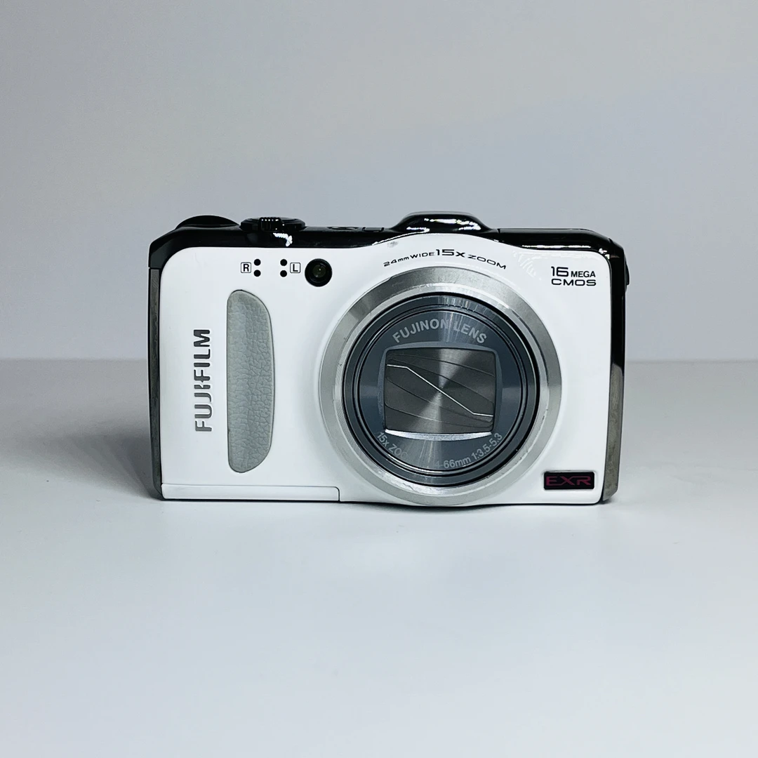 9新 Fujifilm/富士 f600 奶白色长焦1600万像素15倍变焦