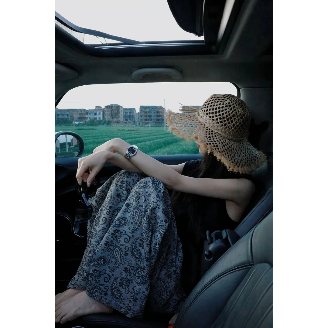 夏季穿搭一整套女装2025年新款慵懒风显瘦无袖背心阔腿裤两件套装