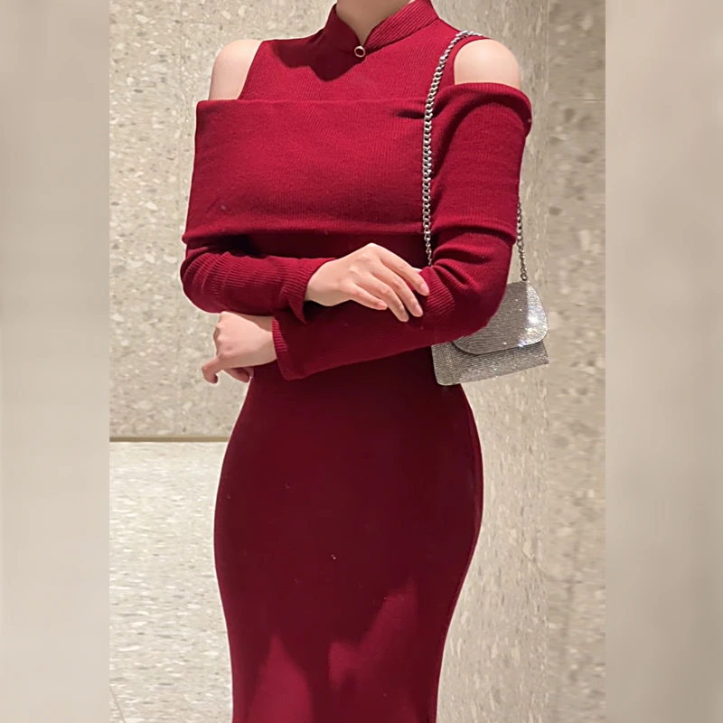 尘记【勃艮地】2025中国风改良修身旗袍新中式国风露肩针织连衣裙