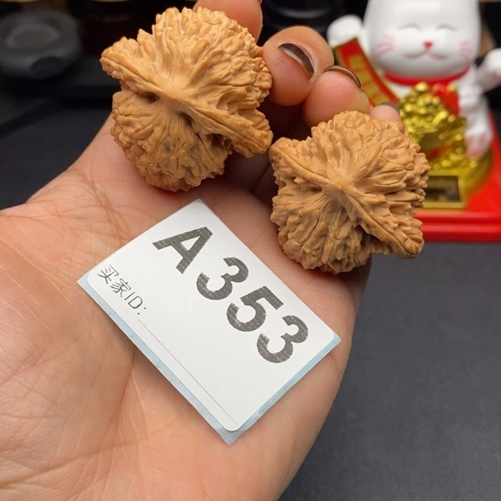 文玩核桃吊坠核桃