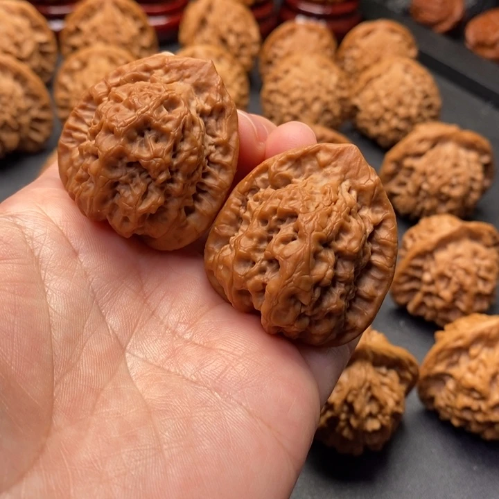 文玩核桃把件37尺佛肚