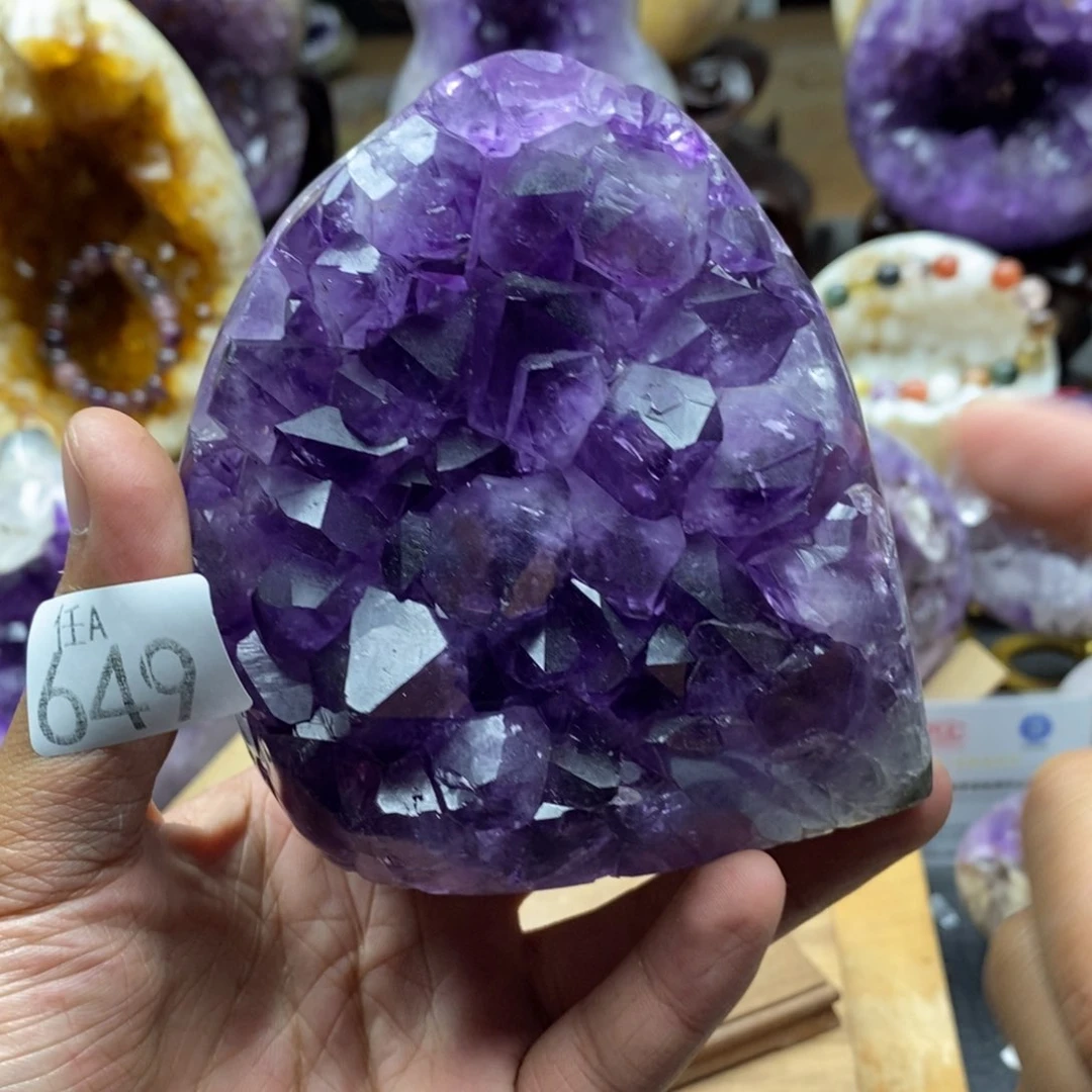 未镶嵌大型摆件（非配饰）水晶