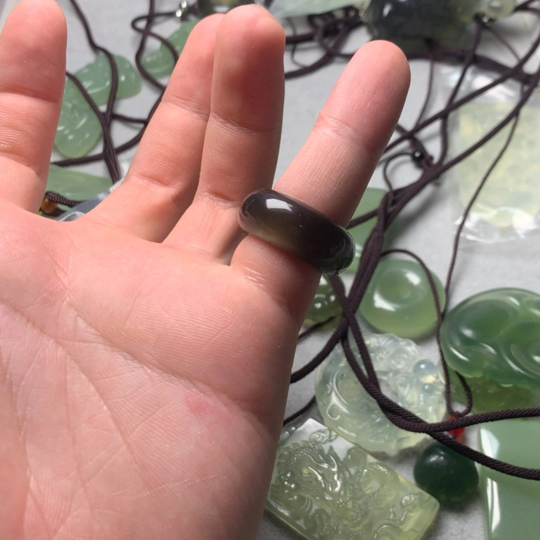 【闪购商品】蛇纹石玉未镶嵌岫玉