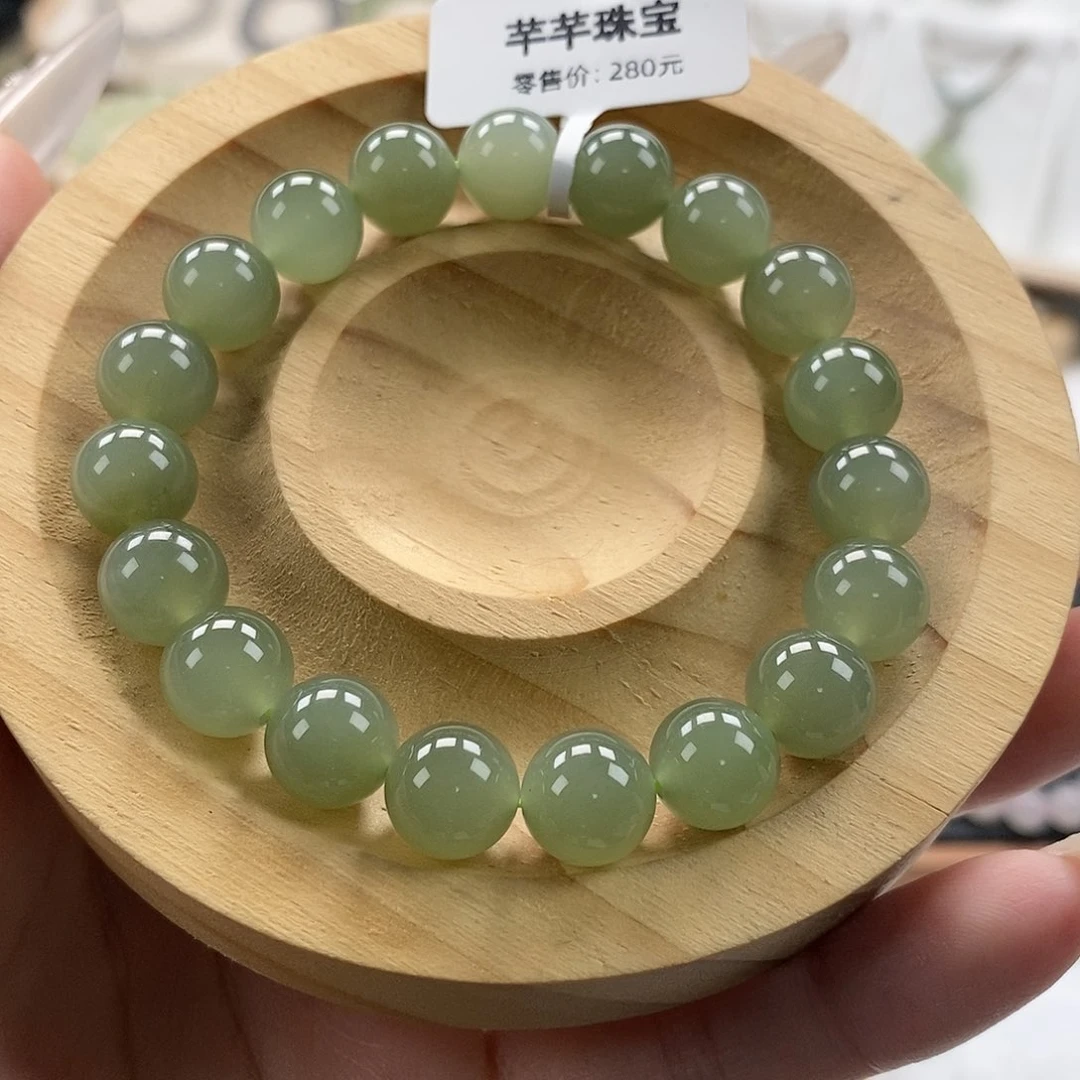 和田玉手链未镶嵌高冰微瑕