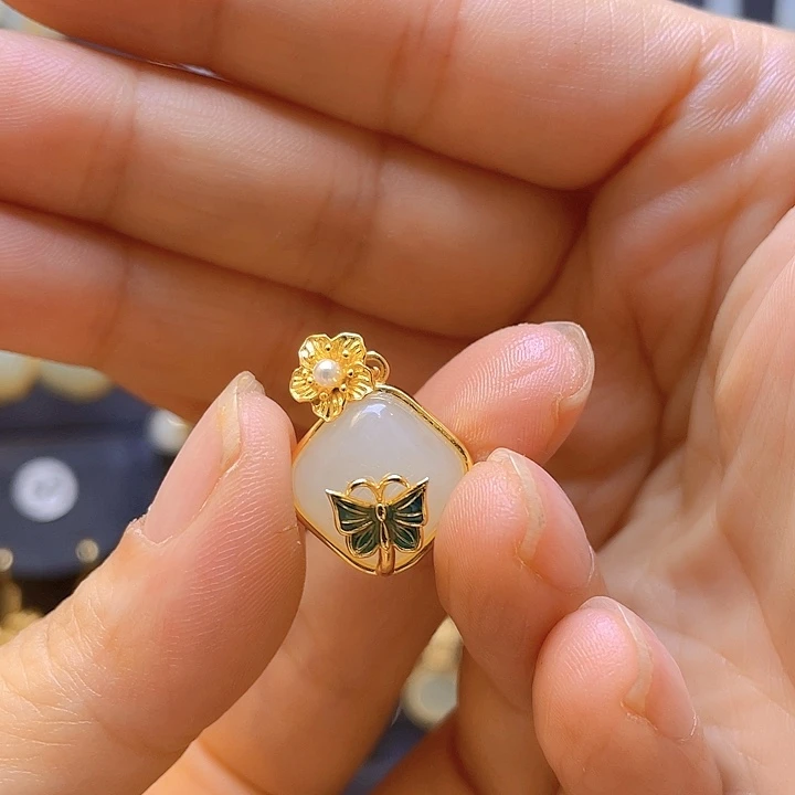 和田玉银S925镀金镶嵌颈饰