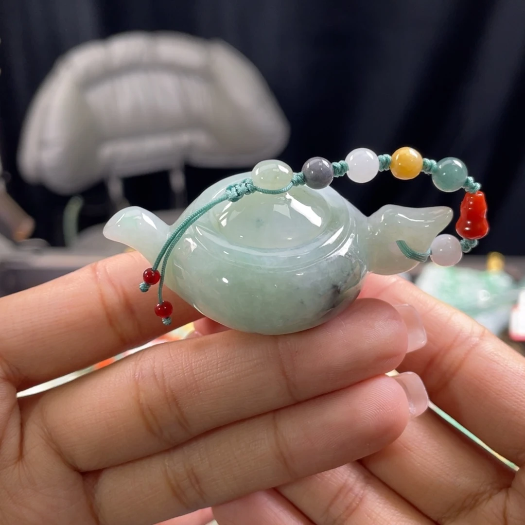 翡翠摆件未镶嵌代编织