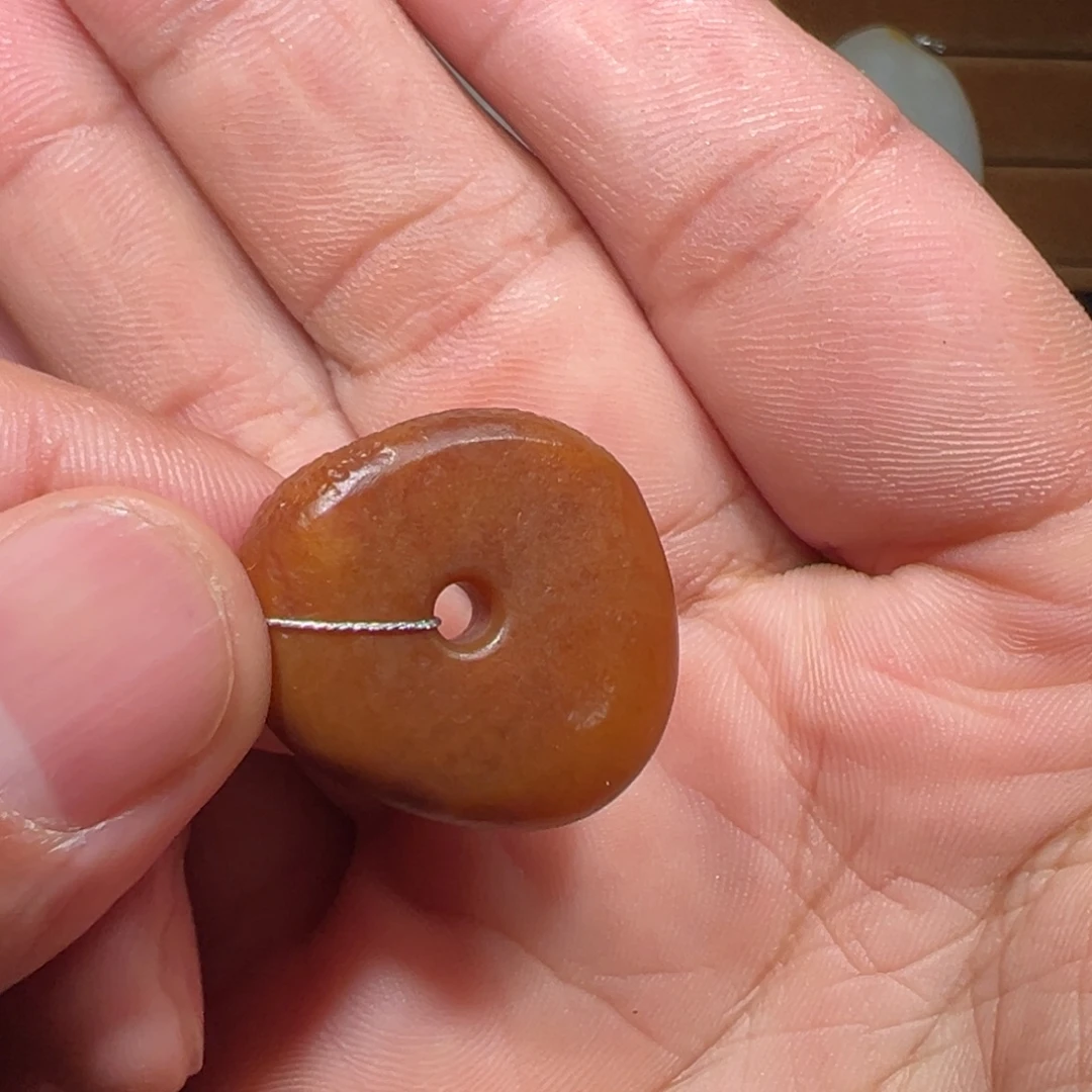 行***龍和田玉未镶嵌颈饰