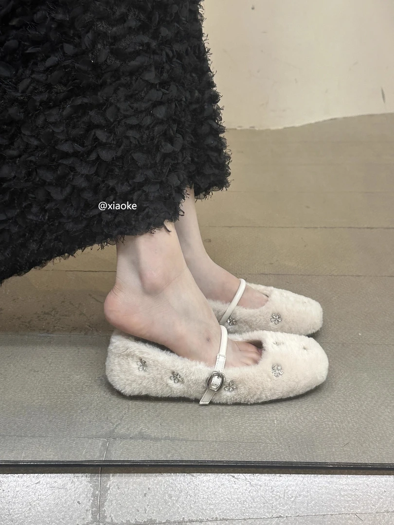 阿南儿~平底加绒玛丽珍女鞋子单鞋秋冬季水钻毛毛鞋女瓢鞋冬外穿