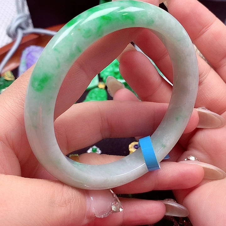 未镶嵌手镯翡翠翡翠手镯