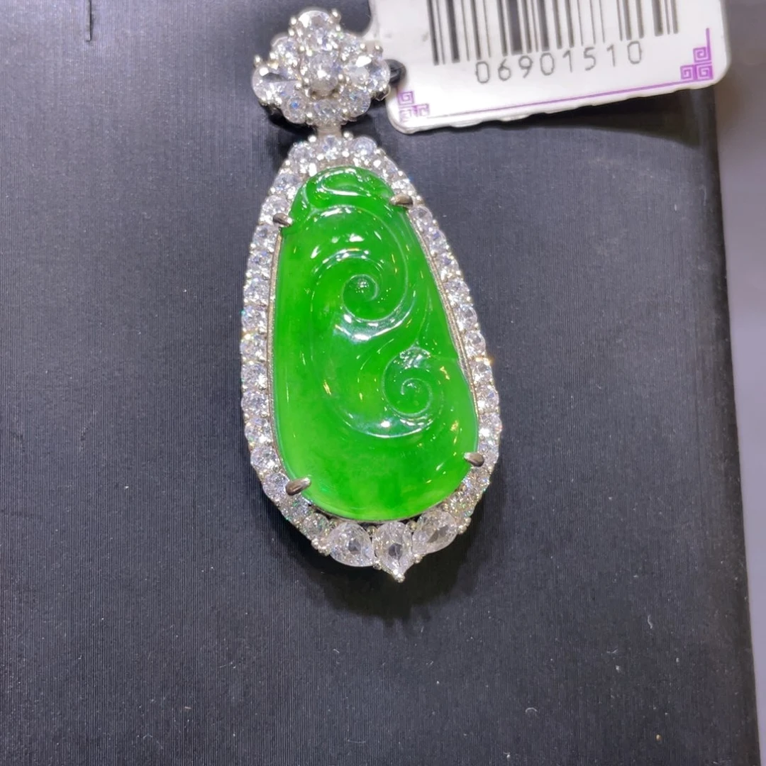 翡翠未镶嵌项链吊坠