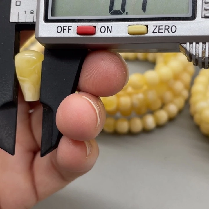 琥珀未镶嵌裸石蜜蜡