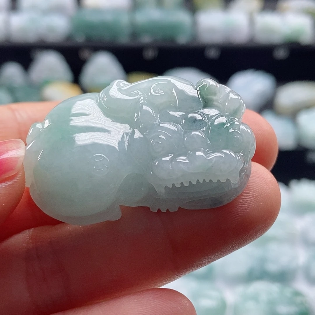 颈饰未镶嵌翡翠翡翠貔貅