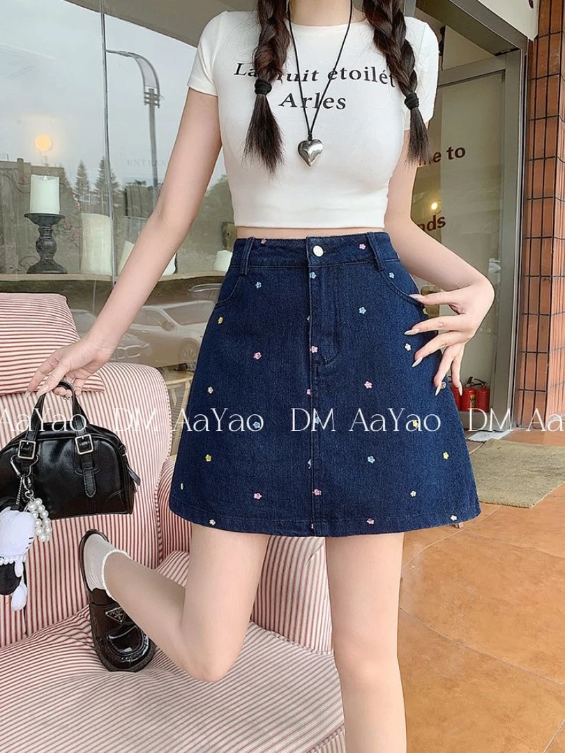 Aayao 2025 Summer 小众带范儿｜刺绣小花高腰牛仔A字短裙30677