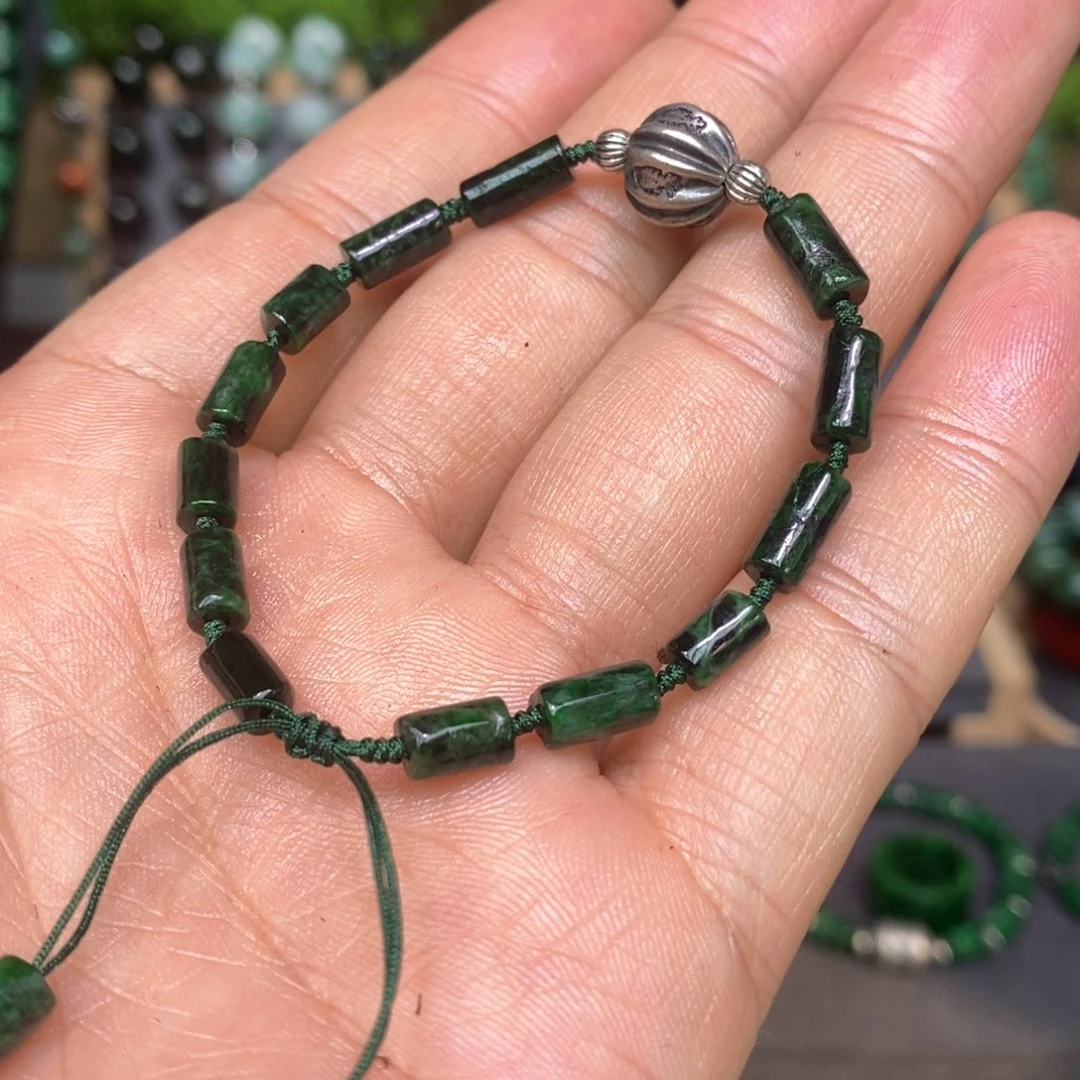 翡翠手链未镶嵌漂亮美眉