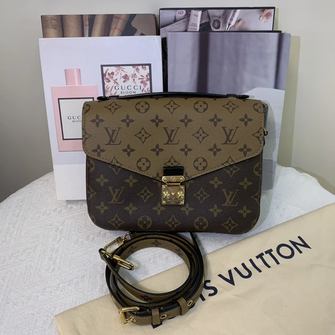 99新 LouisVuitton/路易威登  老花拼色邮差 芯片款