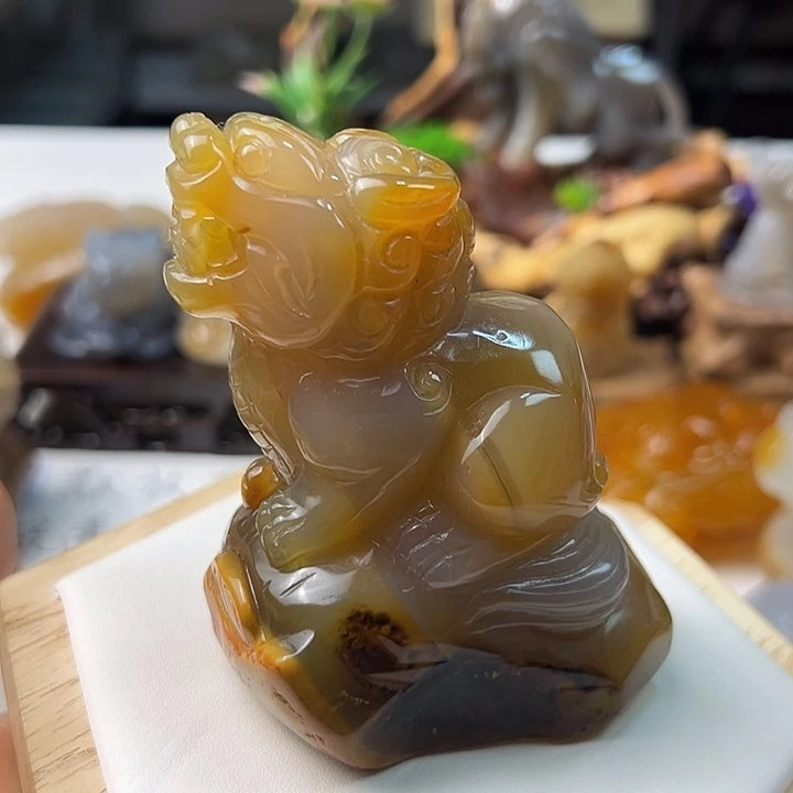 玛瑙/玉髓颈饰合金