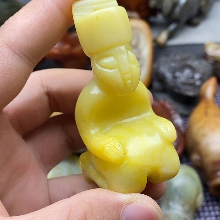 未镶嵌蛇纹石玉颈饰