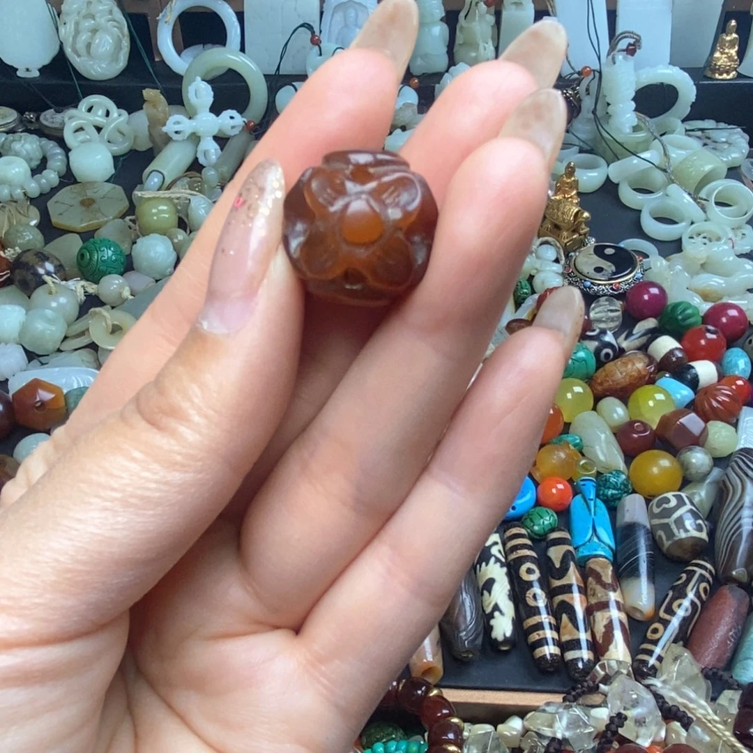 未镶嵌颈饰玛瑙/玉髓