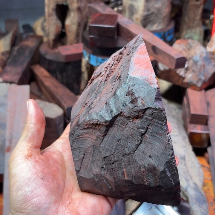 檀香紫檀（小叶紫檀）A**商