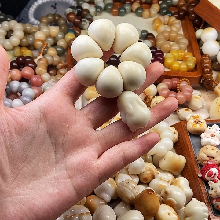 糖****吊坠菩提根/象牙果3