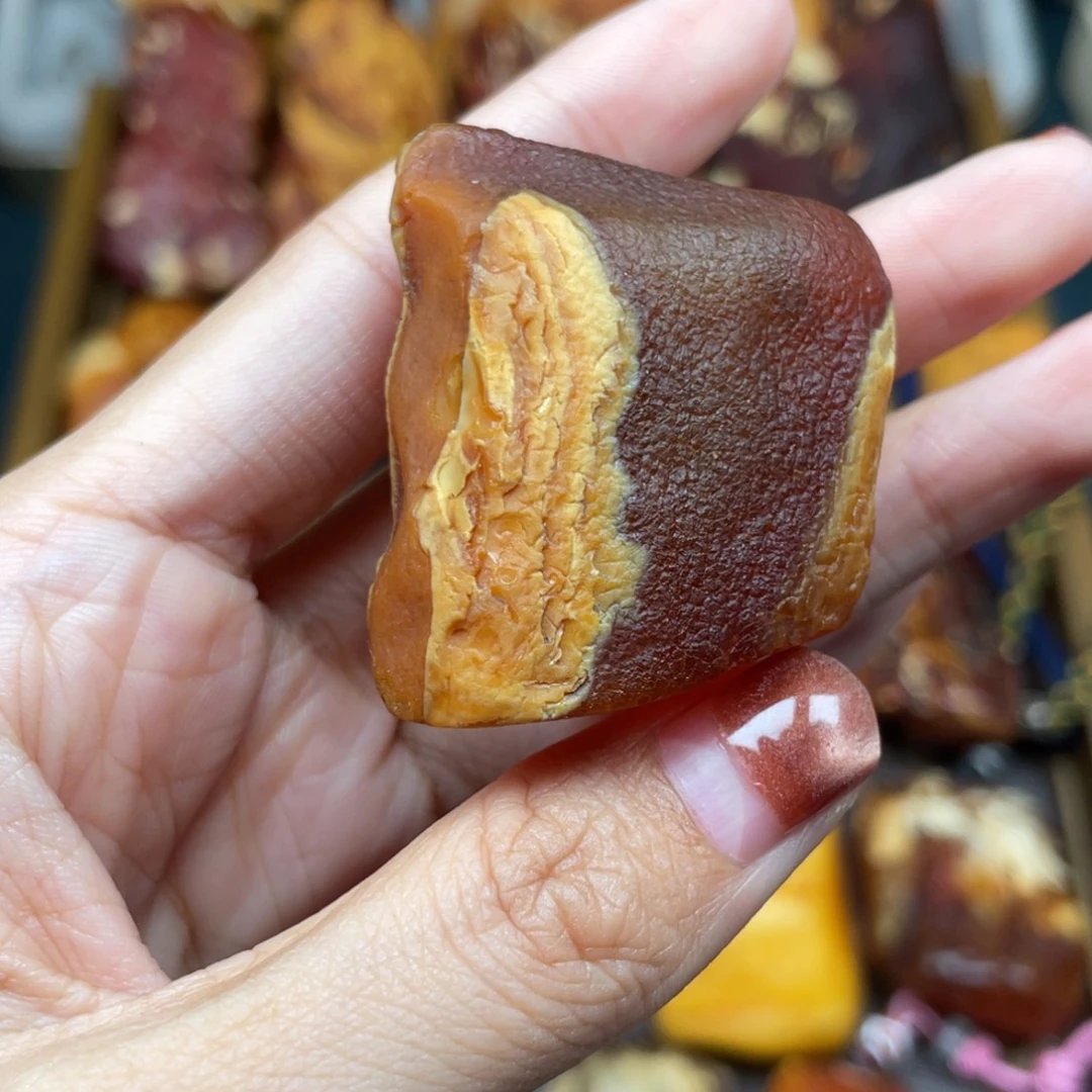 琥珀未镶嵌珠宝奇石