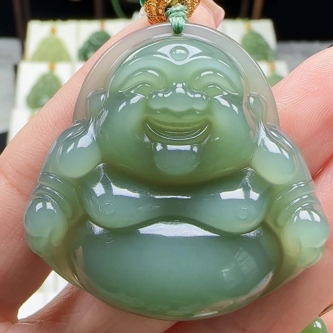 和田玉足金镶嵌吊坠(赠链)