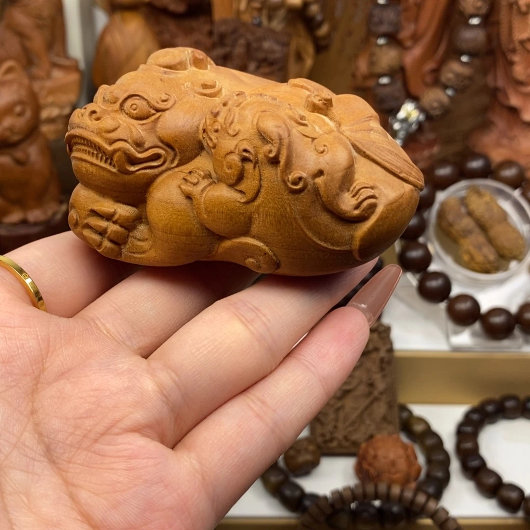 檀香木手串/手链迈索尔老山檀香貔貅奶香，微微瑕