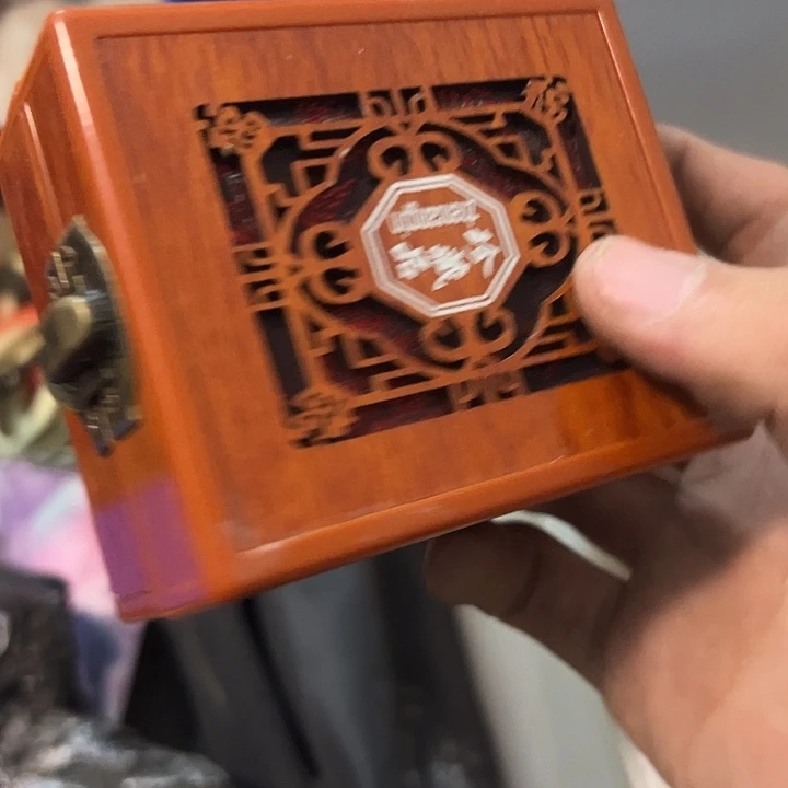 和***尘琉璃手工艺品日用百货手工艺品