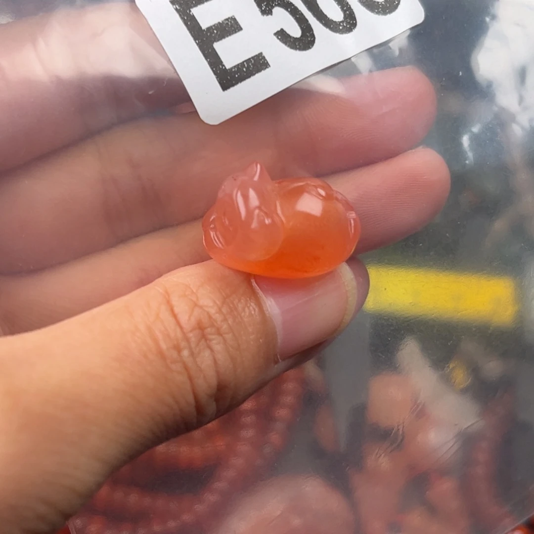 未镶嵌南红玛瑙珠宝奇石