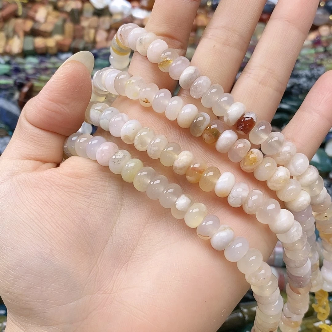 玛瑙/玉髓未镶嵌珠宝半成品卡八樱花玛瑙一条