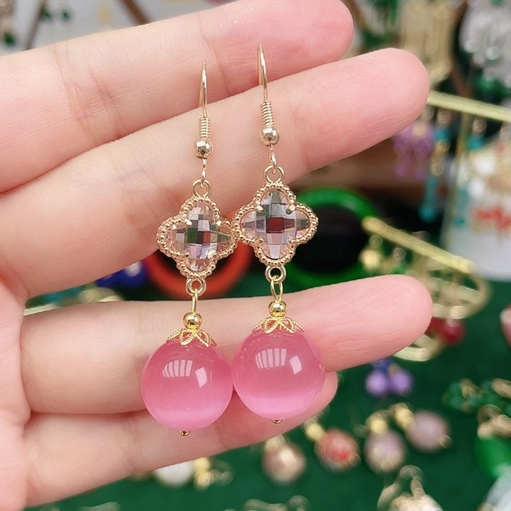 石英质玉合金耳钉