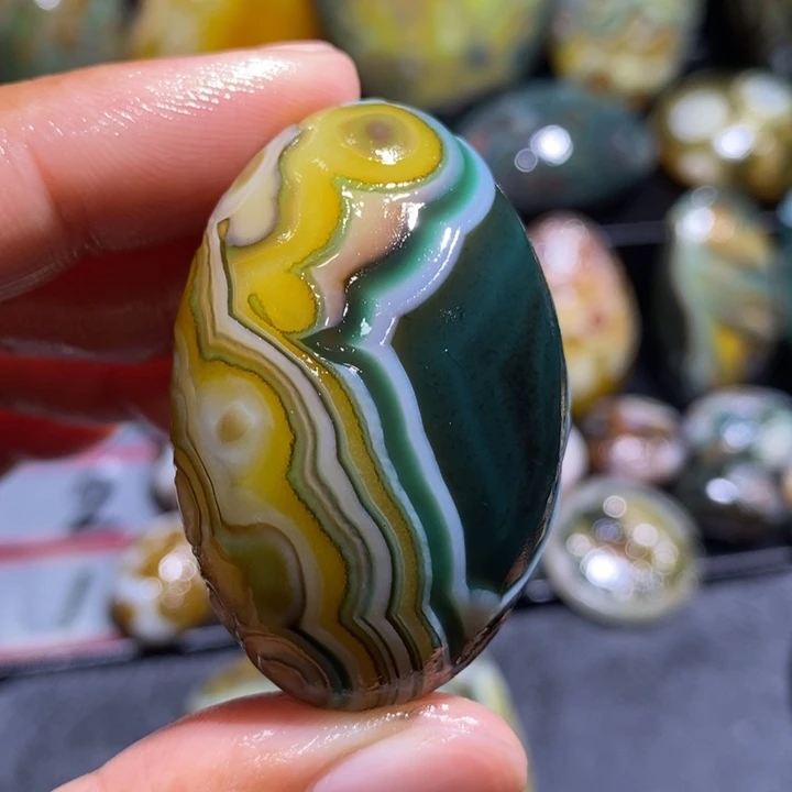 未镶嵌玛瑙/玉髓珠宝奇石