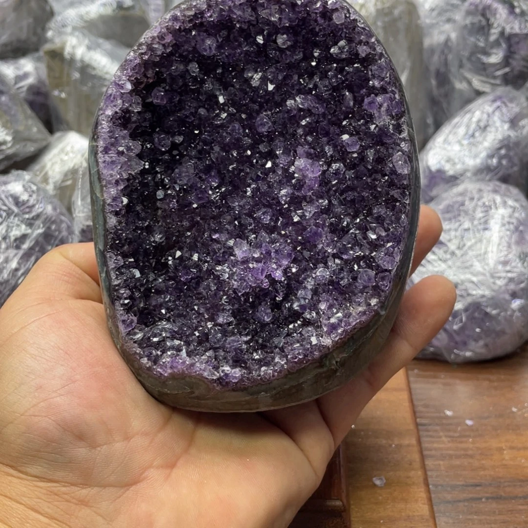 水晶大型摆件（非配饰）未镶嵌