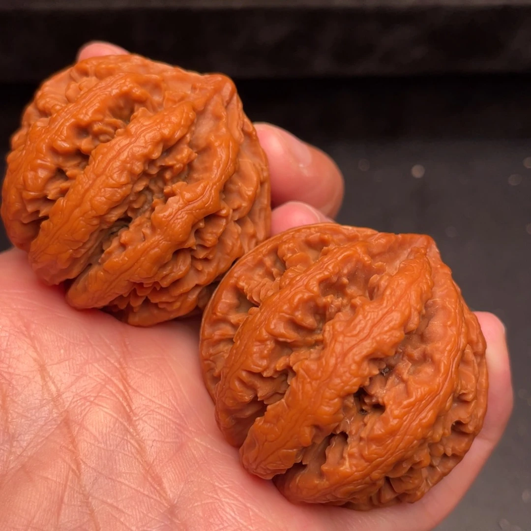 文玩核桃吊坠秦岭野生文玩核桃