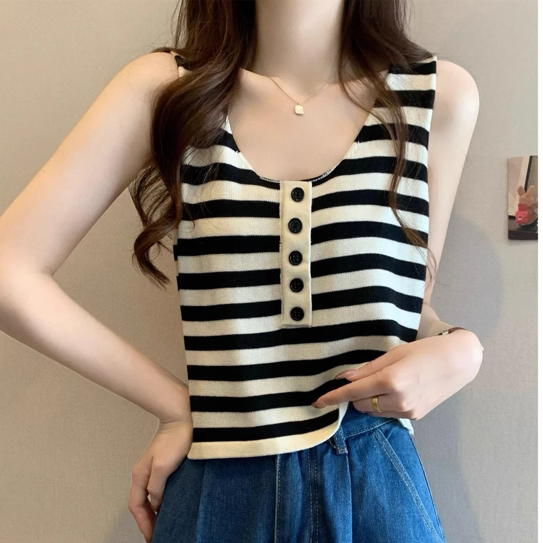 小吊带背心女2025夏季新款爆款泰式V领外穿独特短款无袖条纹上衣