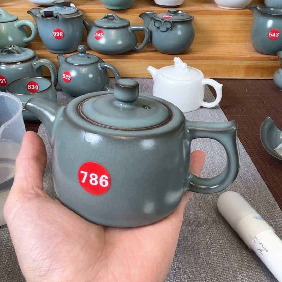 瓷片小微瑕。。。。。。。。。。