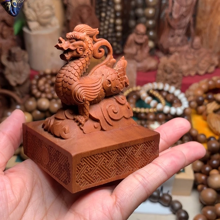 把件檀香木老山檀龙摆件