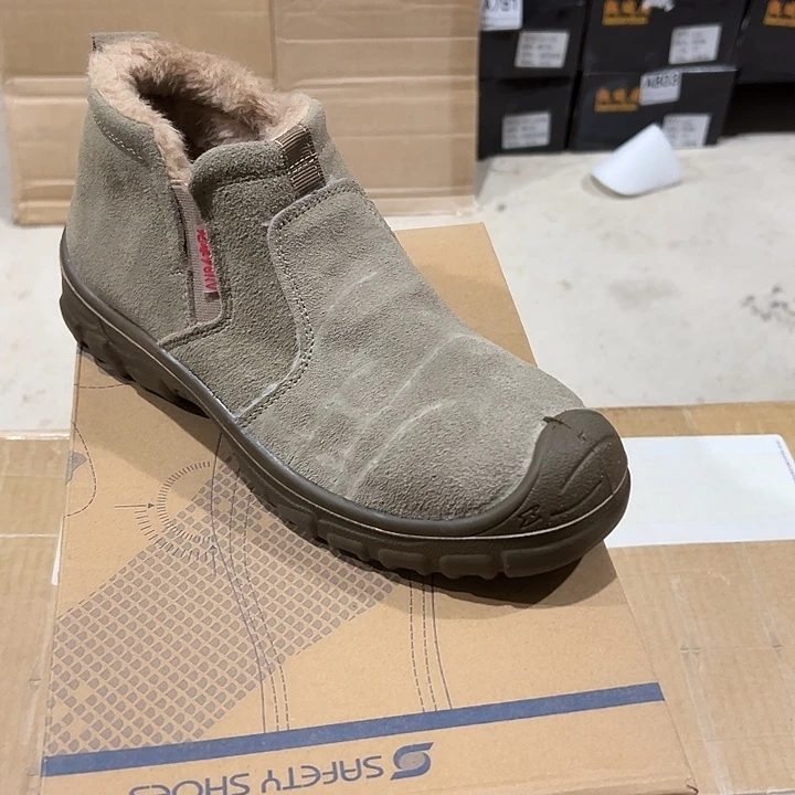编码387号。棉38码防砸防刺劳保鞋。