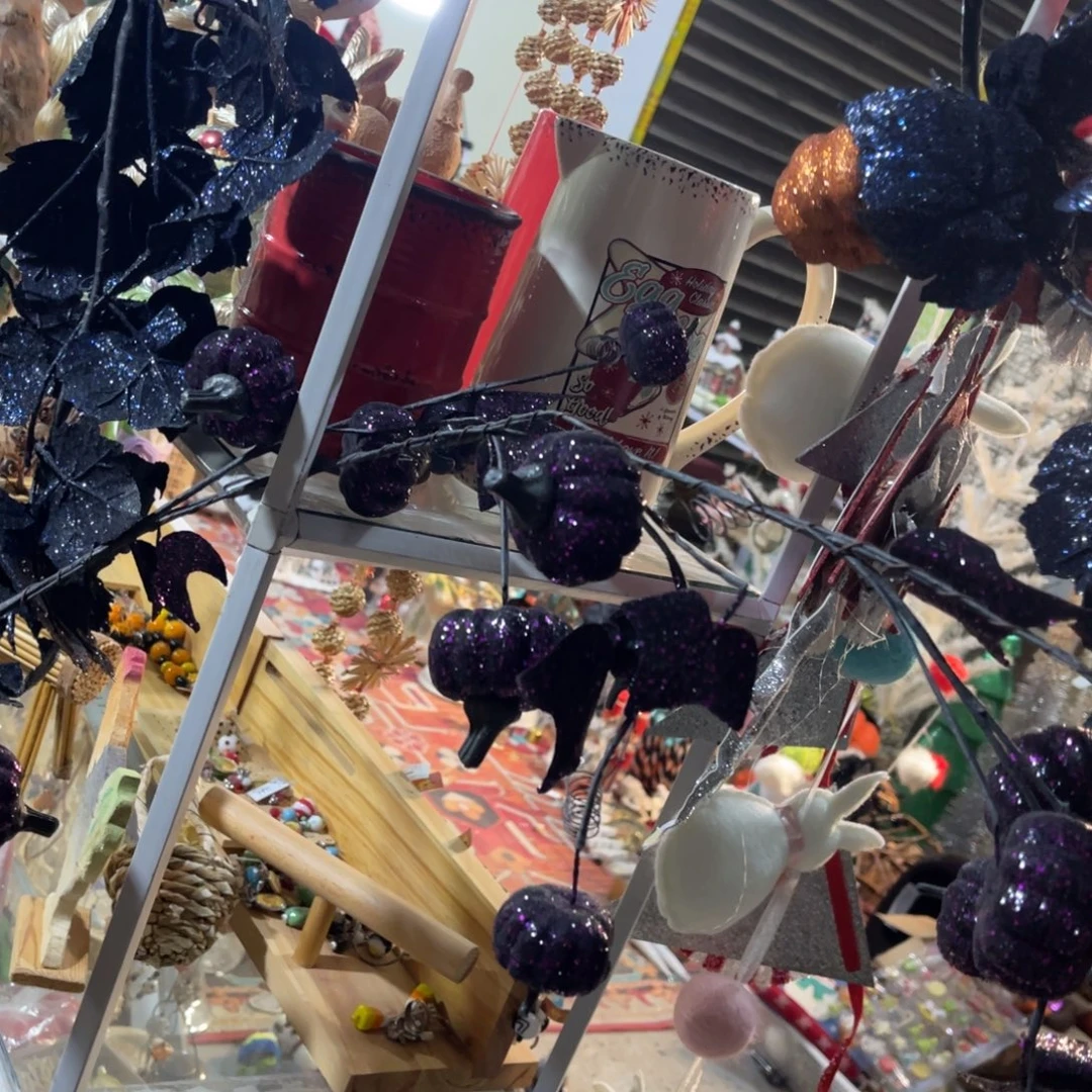 用***8有机玻璃摆件等各种