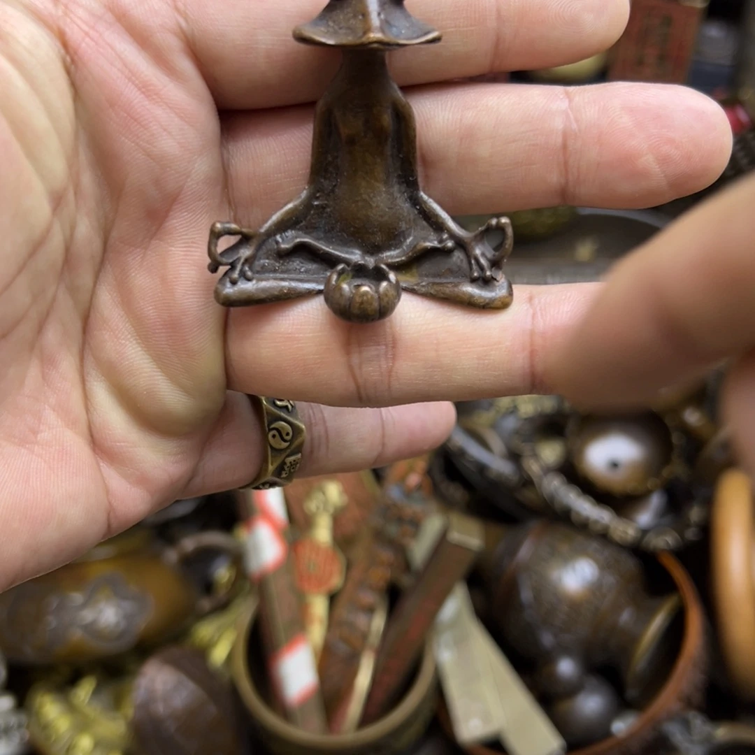 百万古铜工艺品摆件